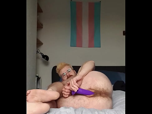 FTM showing soles of feet while playing with dildo