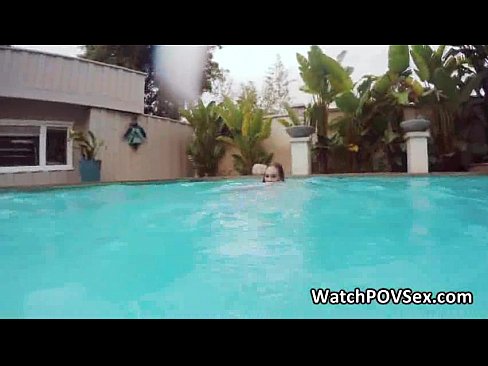 Homemade fuck vid in the pool