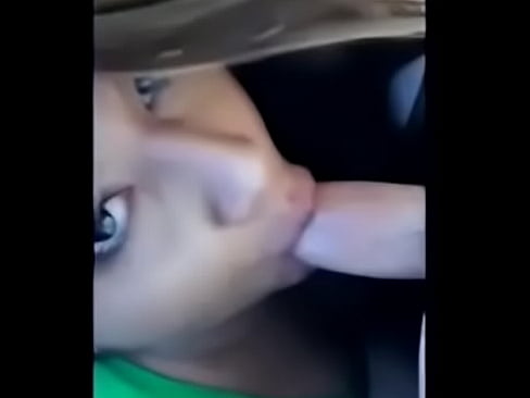 Amateur teen sucks dick in car WHO IS SHE???