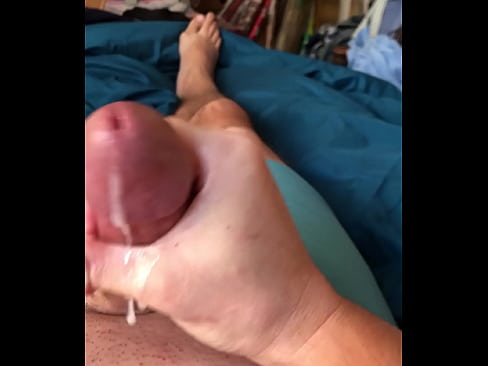 Morning cum for a horny male