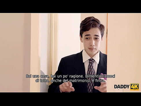 DADDY4K. La bionda si dimentica del matrimonio e cavalca il cazzo del del fidanzato