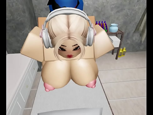 I saw two horny players fucking in my massage map condo