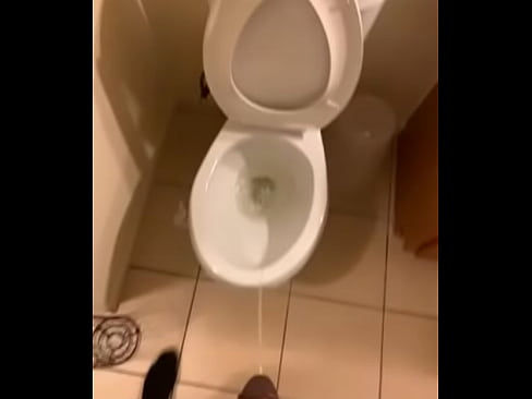 Piss pee video