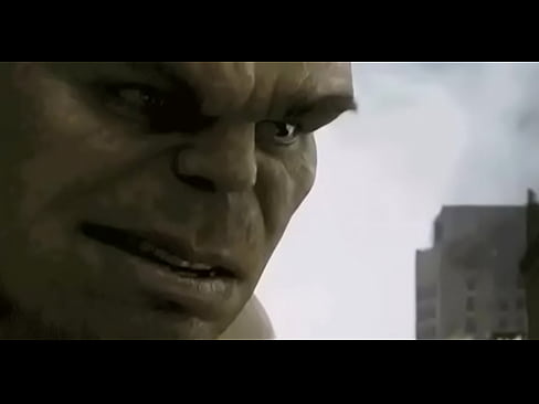 Hulk destruye a viuda negra.MOV