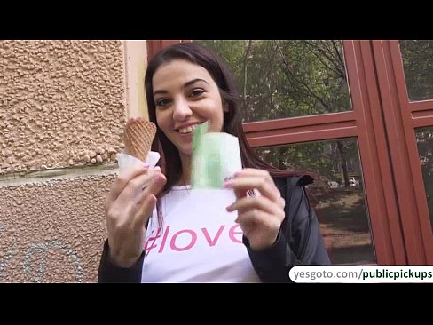 Jessica Malone flicks her tongue around a delicious ice cream and sucks cock aft