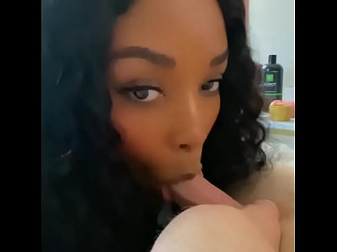 Ebony babe makes him cum fast