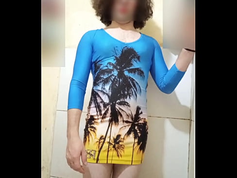 Cdzinha com roupa curta