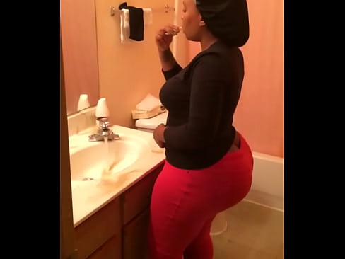 MRS.GORILLA THICK'S SUPA BIG BOOTY@32-26-65