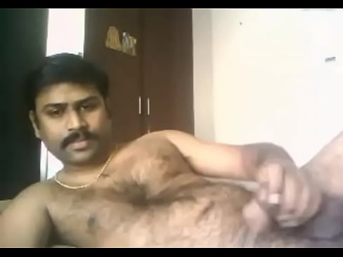 Kumar shows Cock