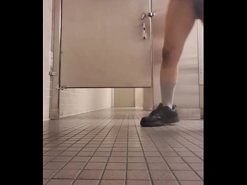 Solo Hump Off In Men's Restroom