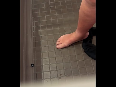 Hot wank in cruise ship bathroom prior to fucking girls