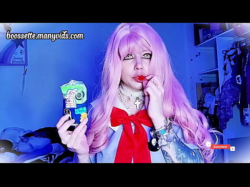 Yuno Gasai comiendo ositos de goma • comer • comida • cosplay • ahegao