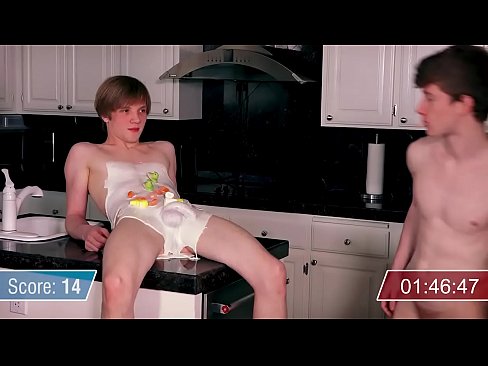 Nude Boys Contest - Felix Maze food play Justin Leroy