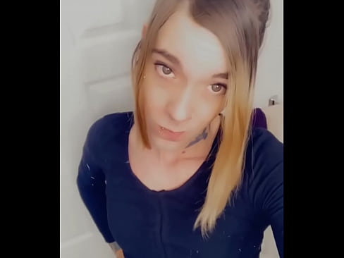 Beautiful Shemales Loves Getting Dicks Hard