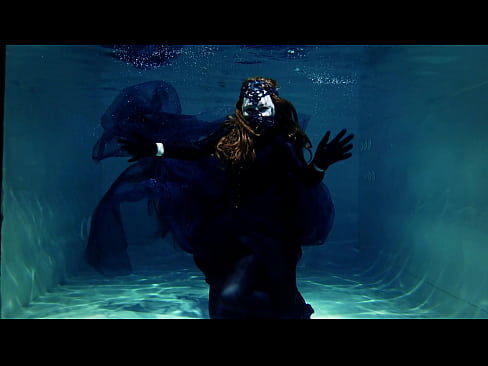 gothic underwater shooting in swimmimg pool Arya Grander.