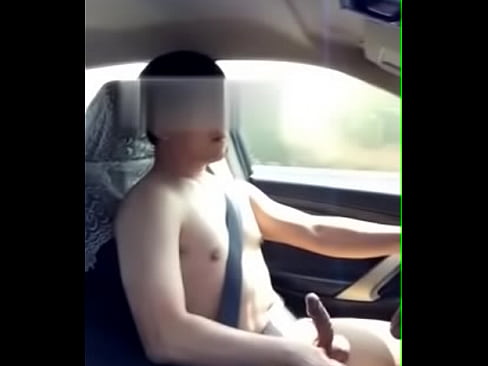 Chinese guy jerking on the way (2)
