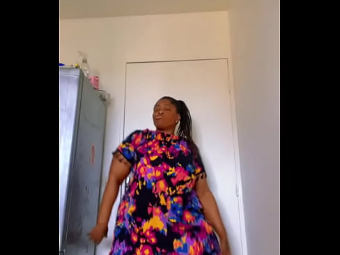 Afro Getty bbw thighs tease show flower dress