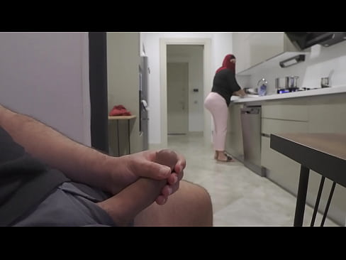 Risky jerk off while watching big ass Arab stepmom in the kitchen.
