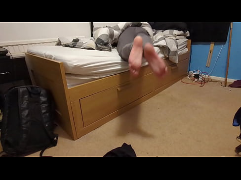 Guy gets Devoured By Bed monster