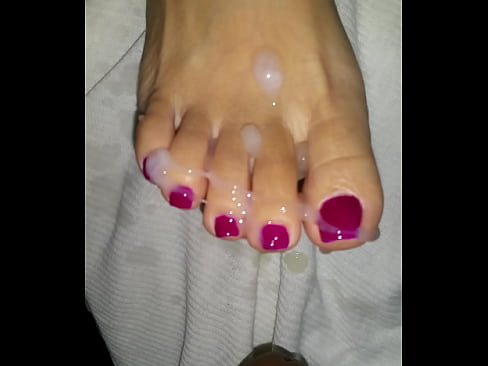 Asian pedicure toes get cumshot.