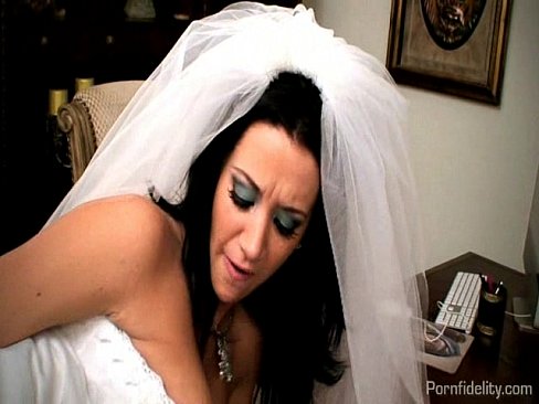 Sexy Bride Jayden James Fucks Her Priest