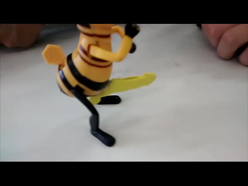 o barry do filme BEEmovie fudendo gostoso a abelhinha que no fim era corna mansa melhor porno existente de abelhas