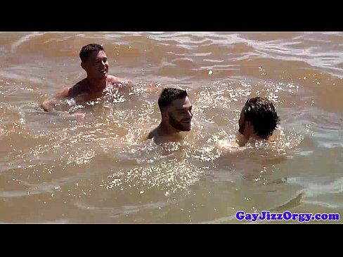 Gaysex hunks suck cock at the river