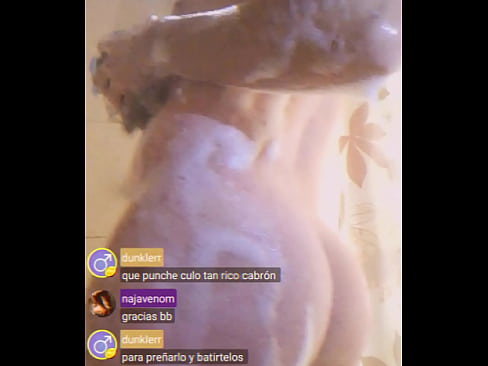 Streaming shower and chat gets hot