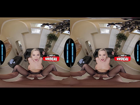 Busty Blake Blossom Seduces You in VR