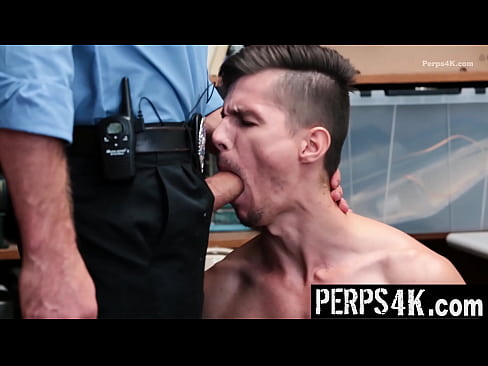 Gay Mall Guard Fucks the Thieving Guy - Perps4k