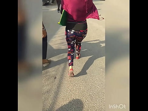 Big ass walking on road indian babe135410004