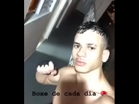 Viado boxeador