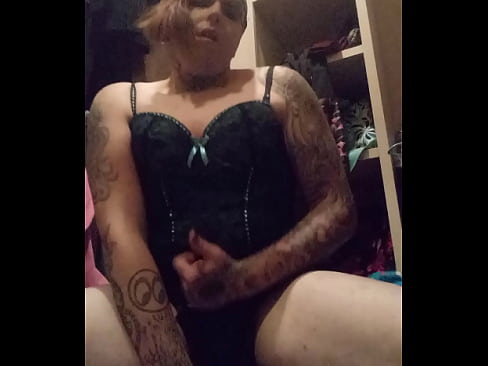 Trans girl Veronica solo
