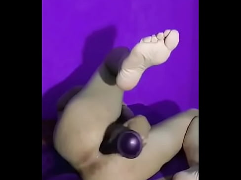 Sexy feet, fucks BBC dildo