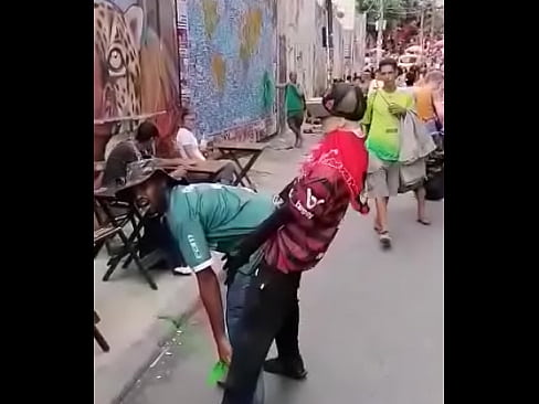 Palmeirense safado levando pica pelo torcedor do mengão