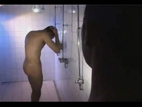 Voyeur: Caught in the shower