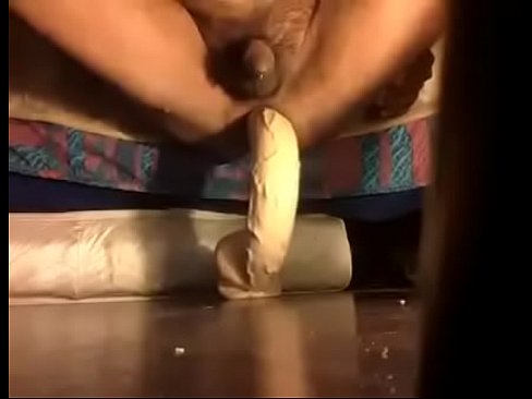 Jugueteando mi hoy ido con el dildo y los dedos