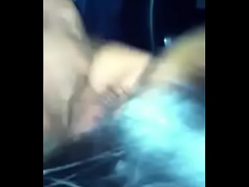 hot Latina sucking dick in car