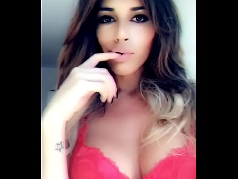 Isabella en Ibiza, guapa transexual muy sexy ofreciendo su compañía en la isla
