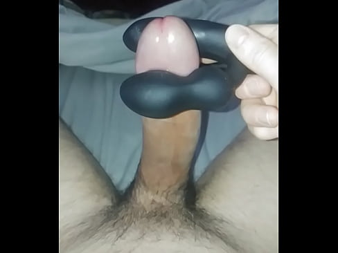 Vibrating 8 inch cock to cumshot