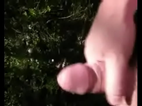 Bylting outdoor cum by hand