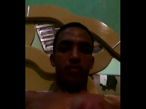 Boy Teolandia Bahia batendo uma punheta