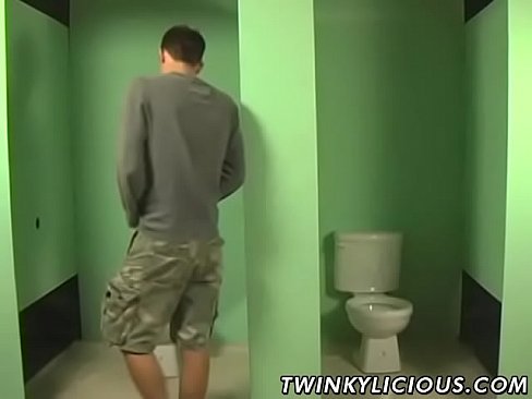 Twinks go to the bathroom to fuck hard