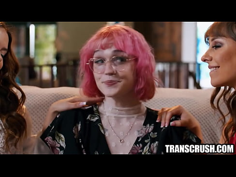 Trans woman with pink hair fucking 2 lesbian girls