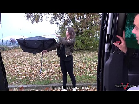 Broken umbrella help stranger to convince babe to fuck in van
