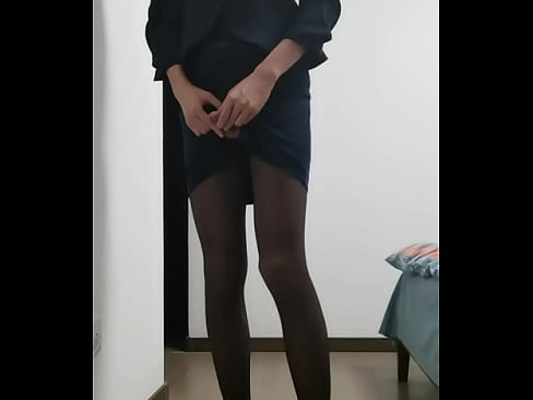 femboy cums in black pantyhose and high heels