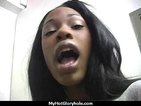 Black babe suck in a gloryhole 1