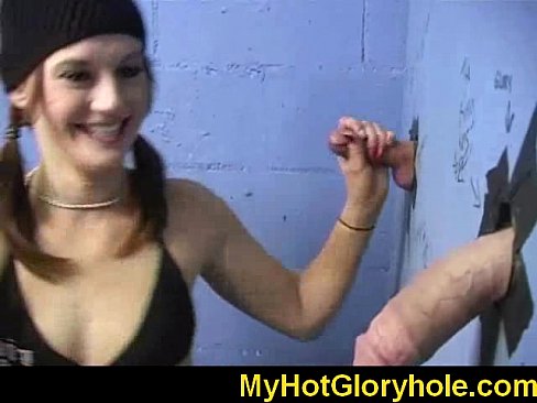 Amazing-gloryhole-blowjob12 01