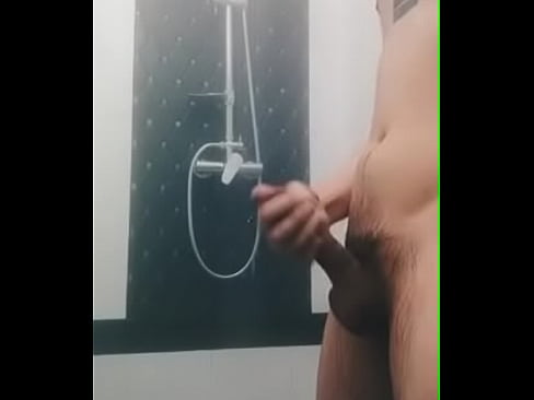 polish gay showering