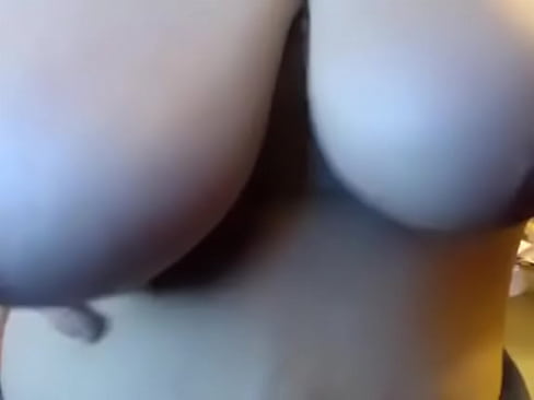 MILF boobs (ToriStephens)